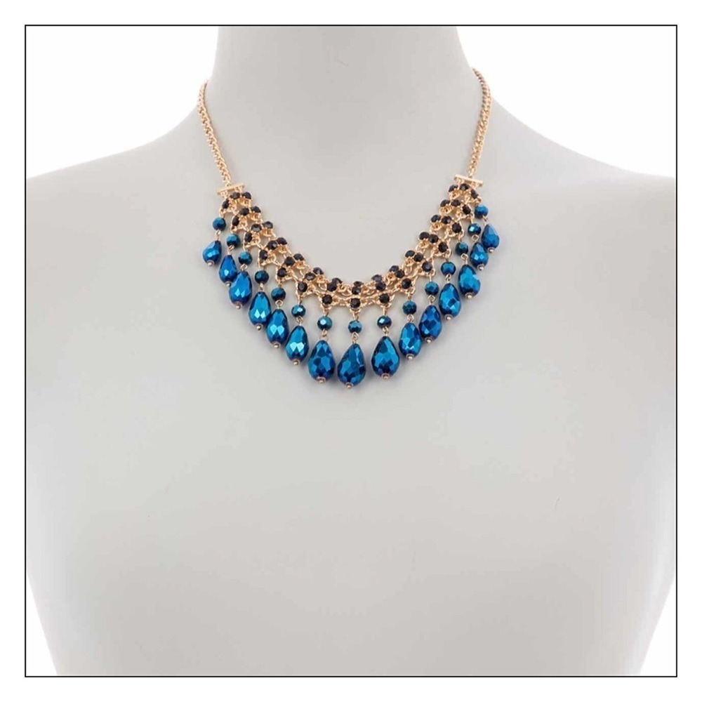 NWT Area Stars Gold Drop Stone Statement Necklace - Picture 2 of 3